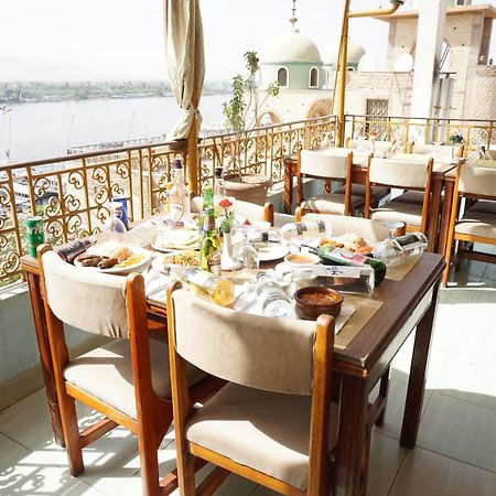 Merry Land Hotel & Roof Top Nile Restaurant Λούξορ Εξωτερικό φωτογραφία