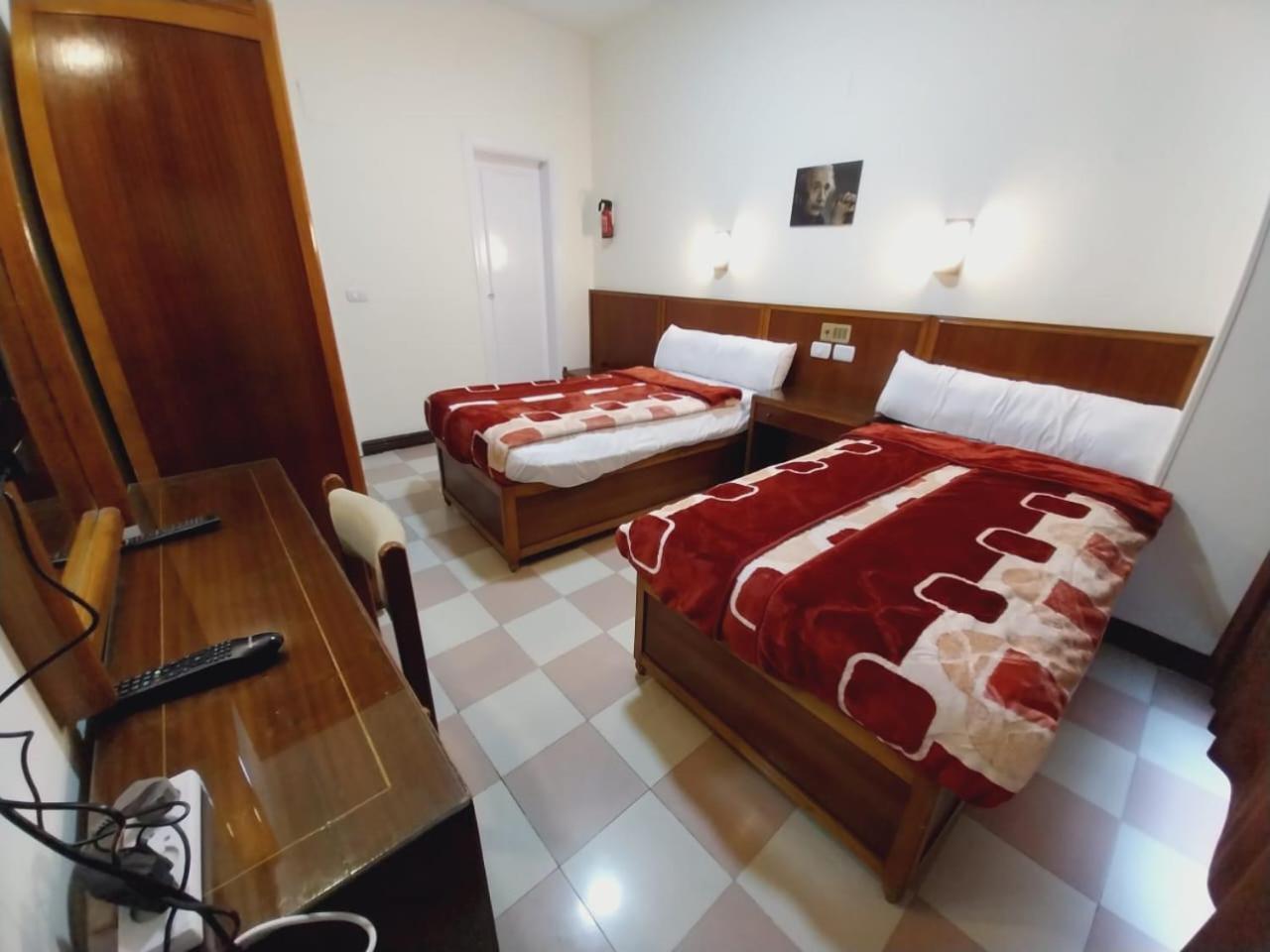 Merry Land Hotel & Roof Top Nile Restaurant Λούξορ Εξωτερικό φωτογραφία
