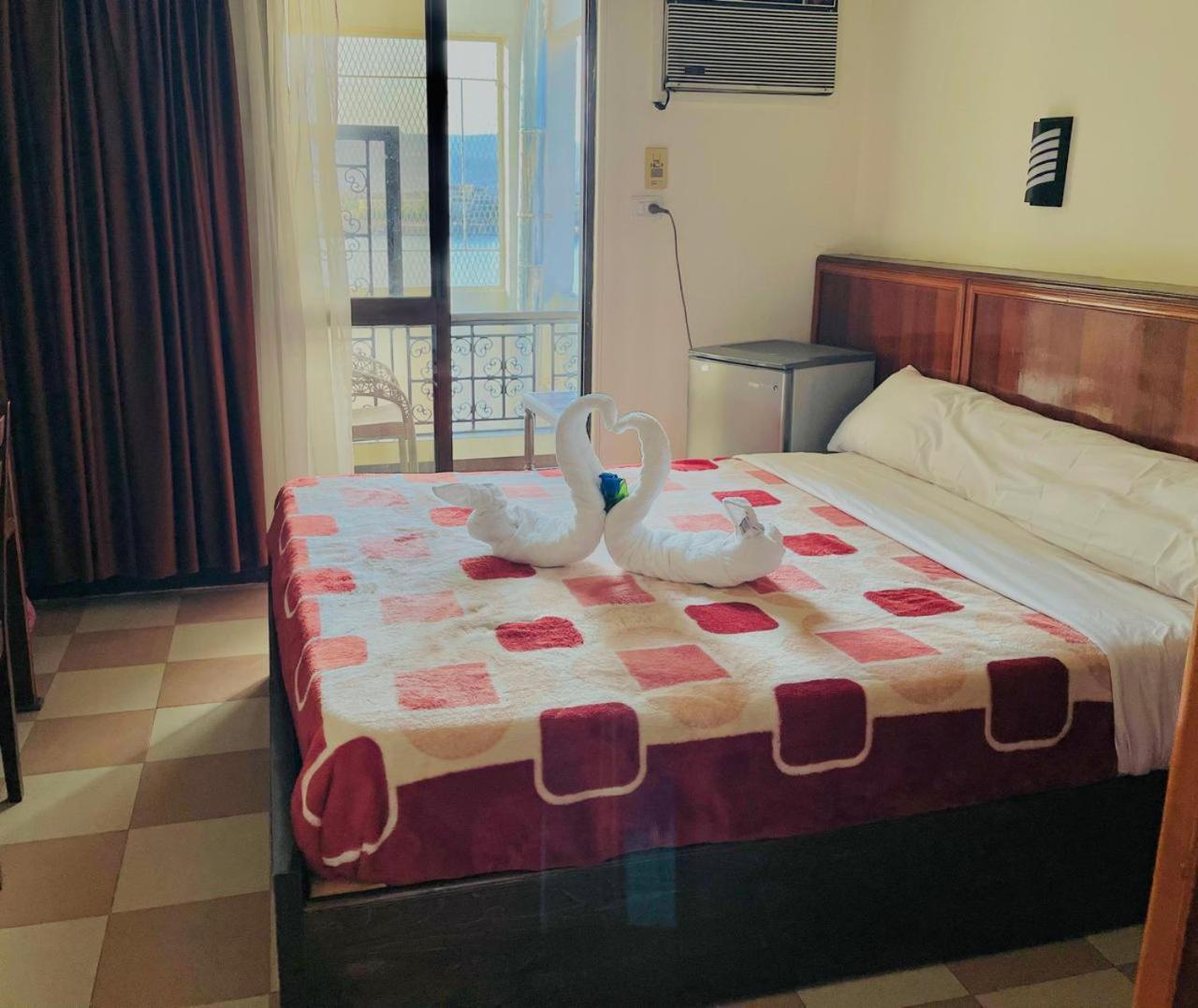 Merry Land Hotel & Roof Top Nile Restaurant Λούξορ Εξωτερικό φωτογραφία