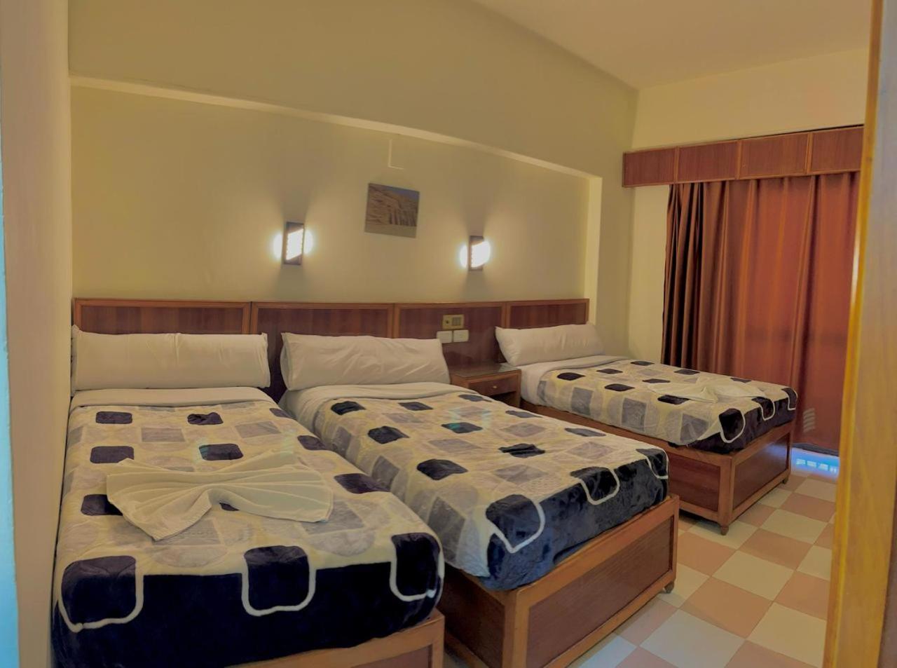 Merry Land Hotel & Roof Top Nile Restaurant Λούξορ Εξωτερικό φωτογραφία
