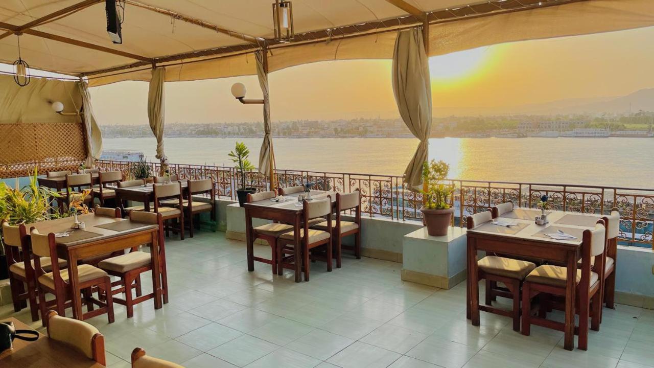 Merry Land Hotel & Roof Top Nile Restaurant Λούξορ Εξωτερικό φωτογραφία
