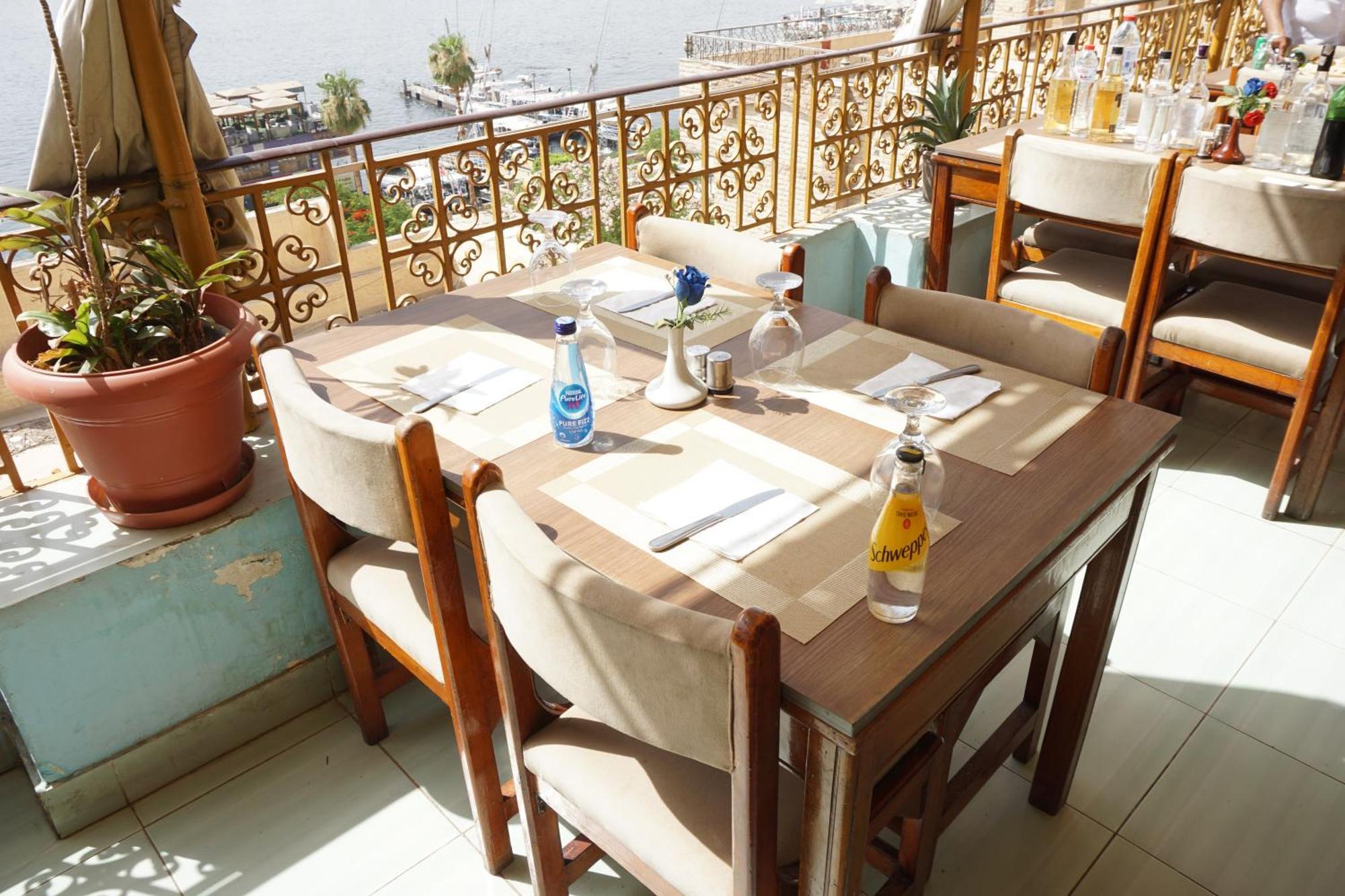 Merry Land Hotel & Roof Top Nile Restaurant Λούξορ Εξωτερικό φωτογραφία