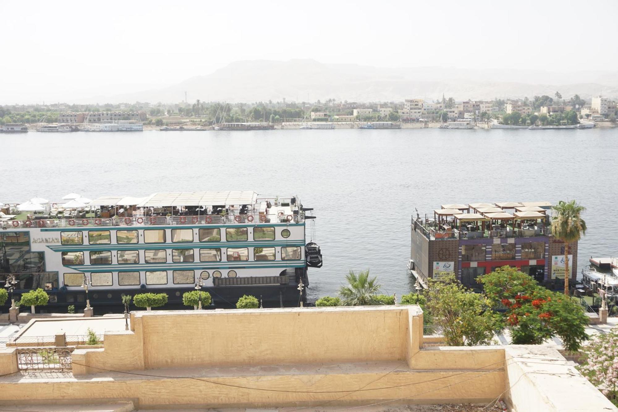 Merry Land Hotel & Roof Top Nile Restaurant Λούξορ Εξωτερικό φωτογραφία