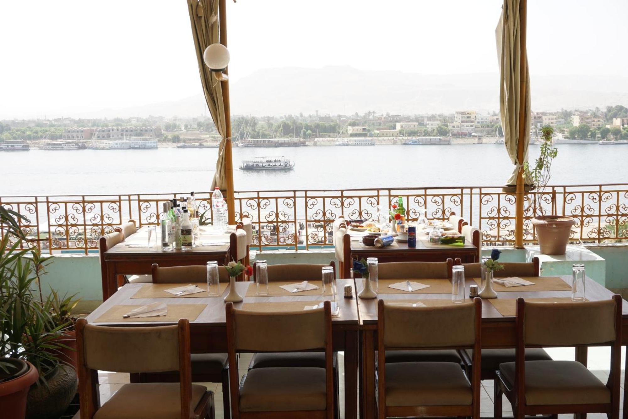 Merry Land Hotel & Roof Top Nile Restaurant Λούξορ Εξωτερικό φωτογραφία