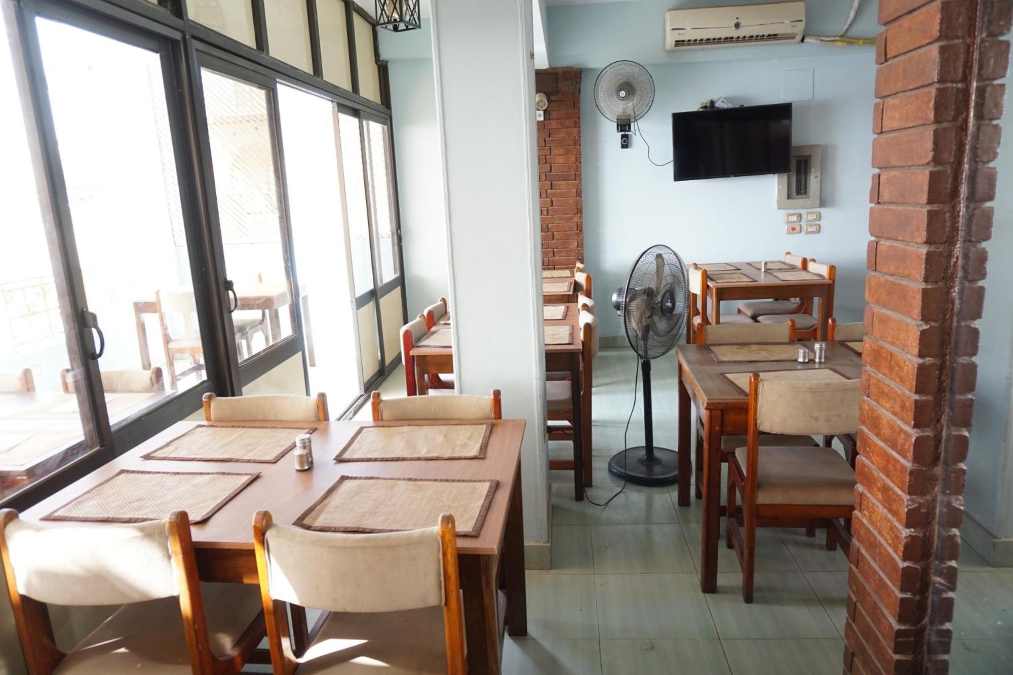 Merry Land Hotel & Roof Top Nile Restaurant Λούξορ Εξωτερικό φωτογραφία